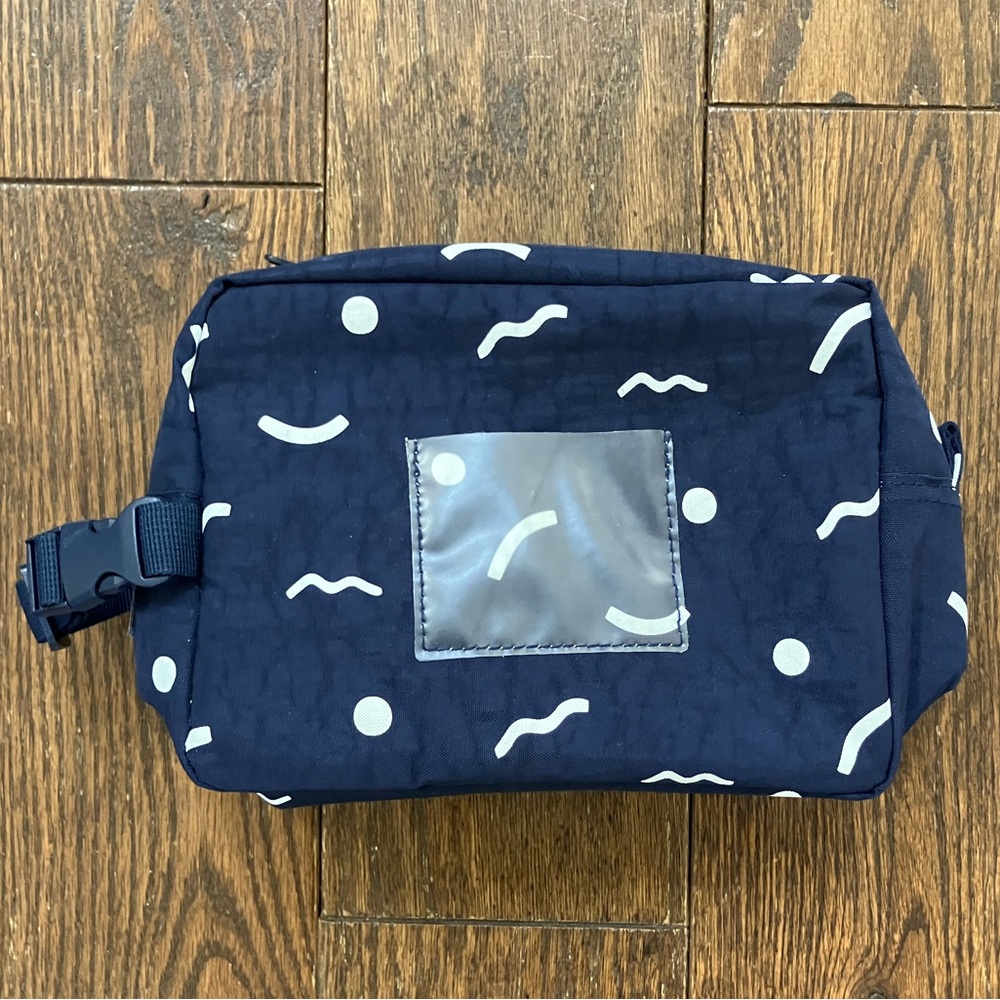 Brand New STORQ Super Chill Cooler Bag Navy Blue Waves Pattern
